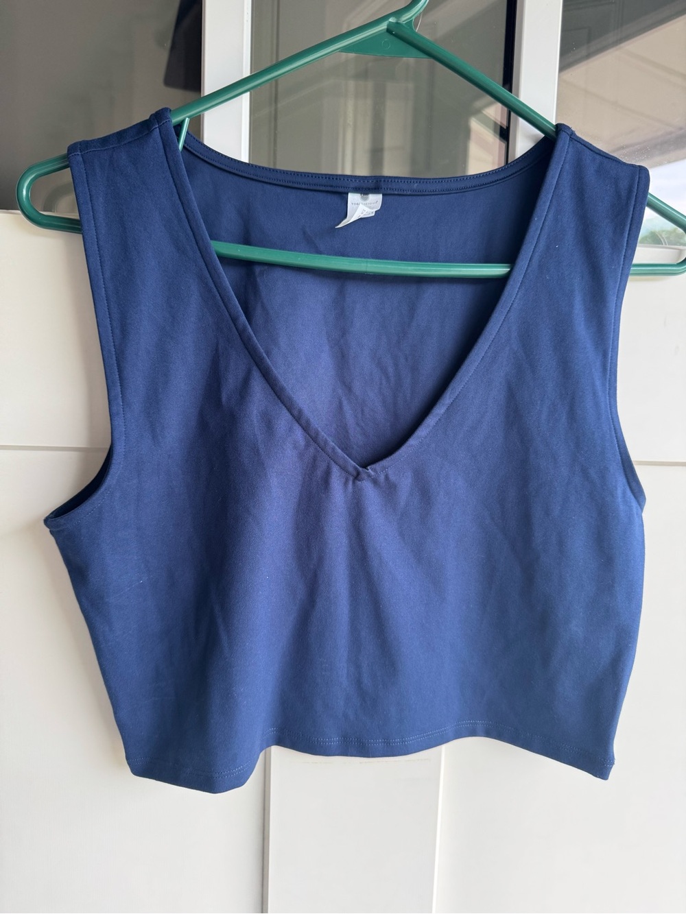 Yogalicious Navy V-Neck Cropped Tank Top
